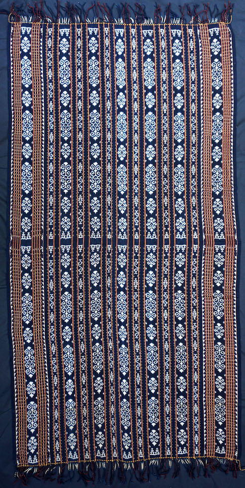 Man Hipcloth with seven bands of main motifs Hi'i wo medi huri wo pidu by Ice Tede Dara, Tewuni Rai Foundation, Savu Island