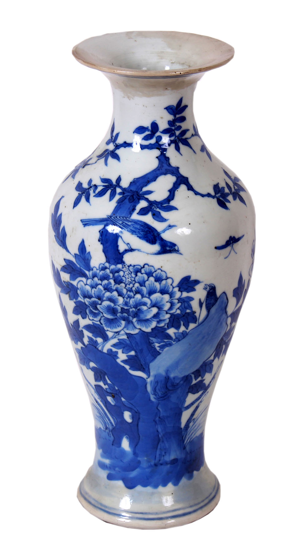 A 19th century Late Qing Chinese blue and white vase