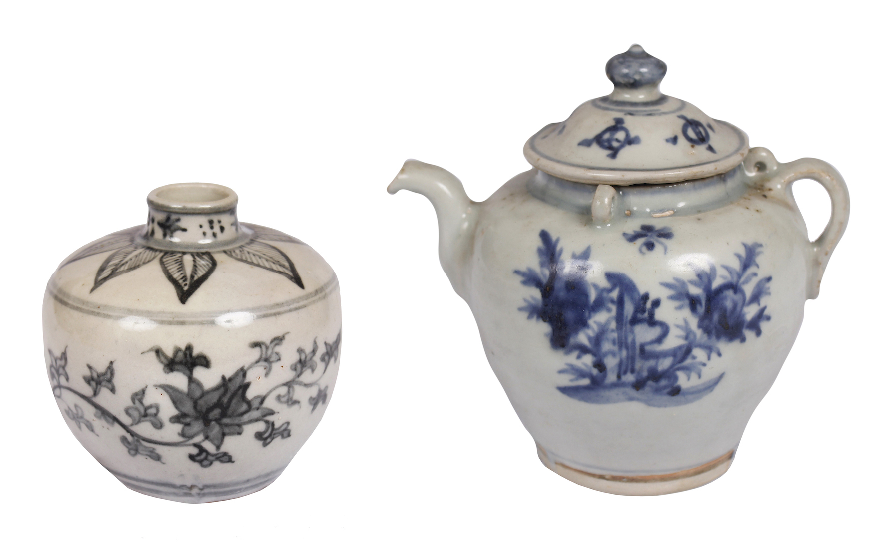 A set of two Ming blue and white wares consisting of teapot and jarlet