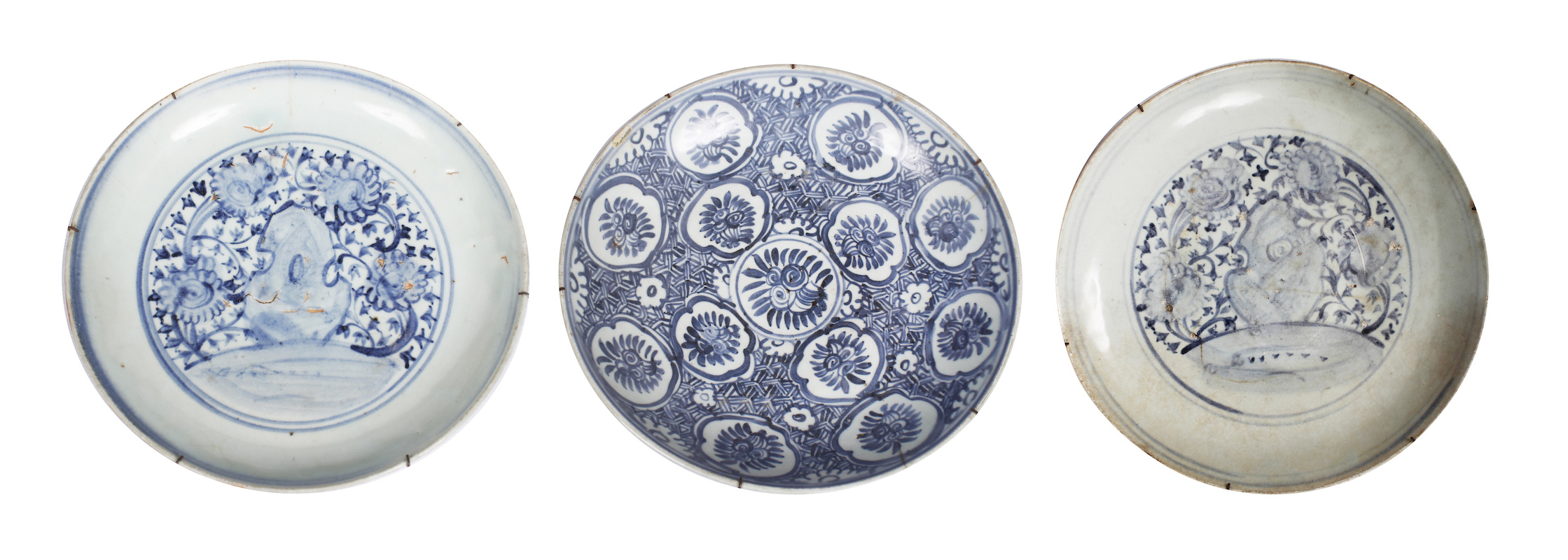 Three pieces Ming blue and white dishes painted with floral 