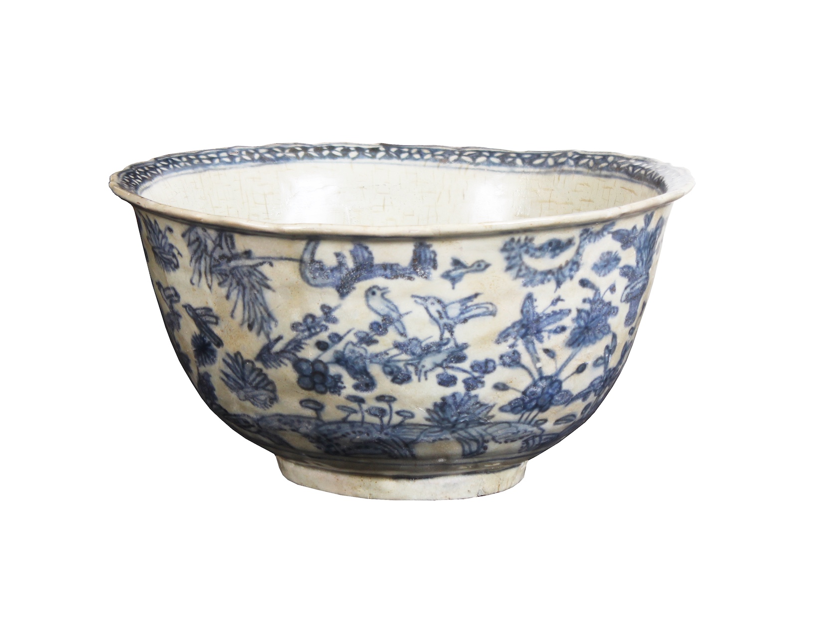A 16th - 17th century late ming Zhangzhou blue and white bowl