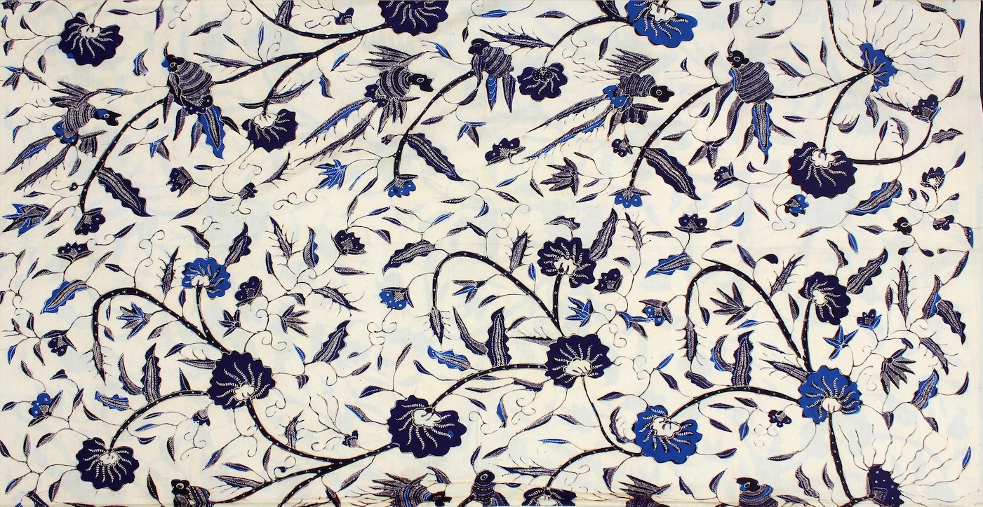 Painted flowers with a mix of Cirebon and Solo motifs, with a rare pattern at the time as this fabric has been passed down from generations to generations.