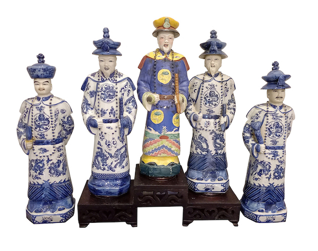 Five pieces modern Chinese ceramic figurine model of anemperor in blue and white and enamels