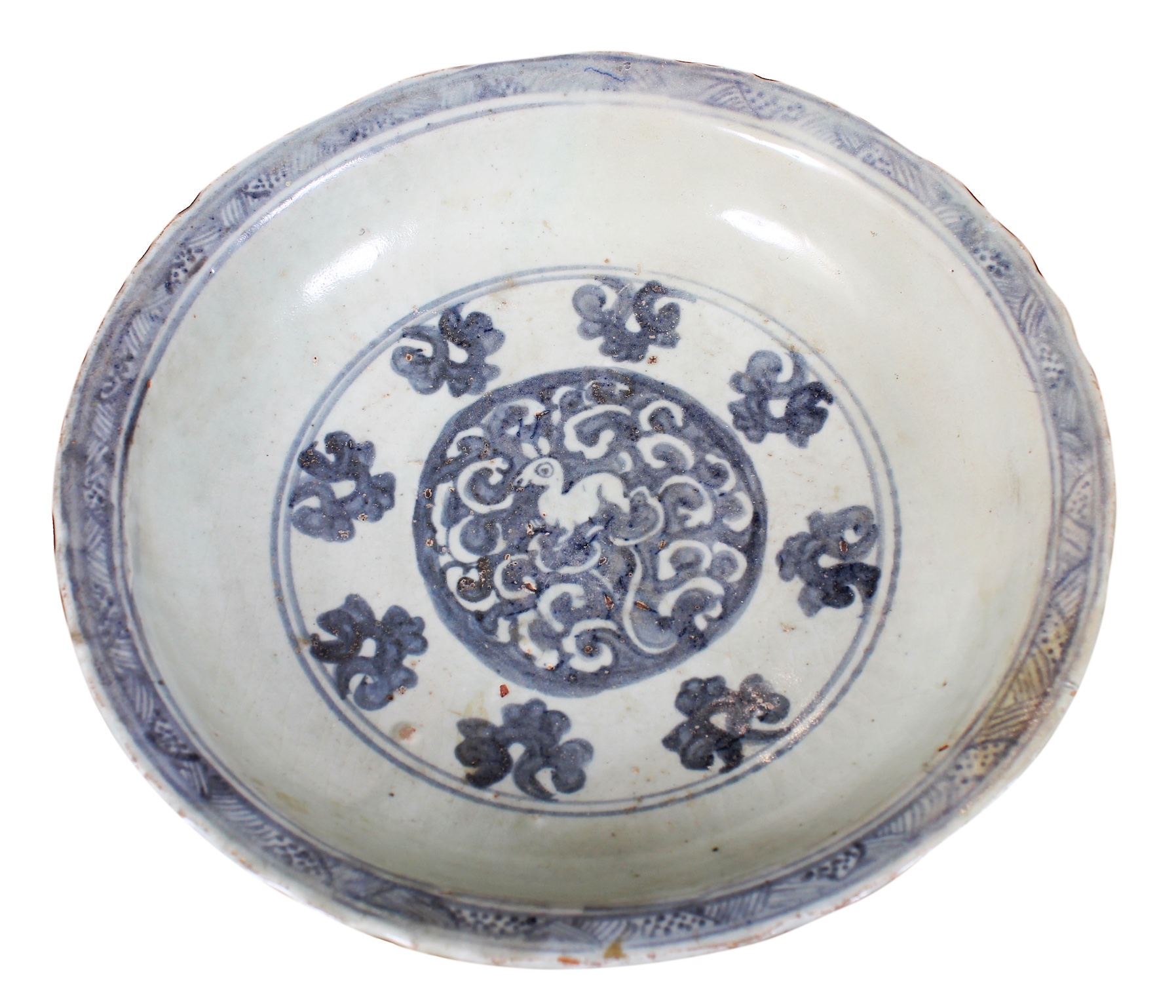 A 16th century Ming Dynasty Chinese blue and white rabbit dish with foliated rim