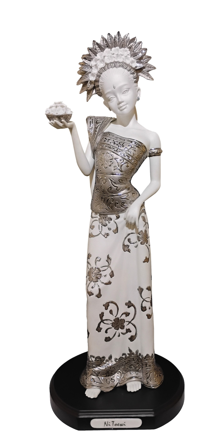 A porcelain statue with platinum decorative accents depicting the figure of 'Ni Toewi', designed by Noriaki Kobayashi for Cupinari