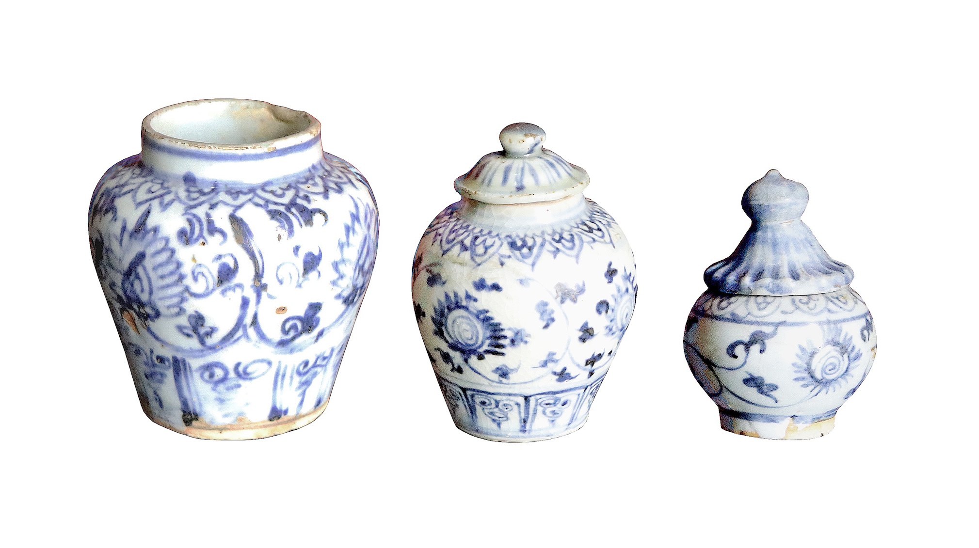 Three pieces of 16th century Ming blue and white jars