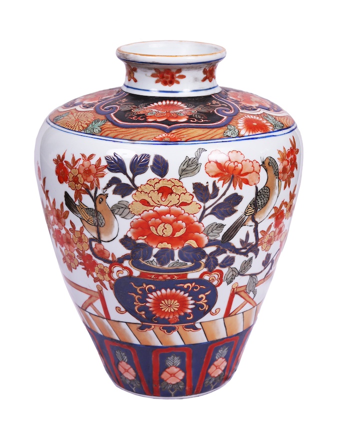 A 20th century Japanese Imari polychrome jar